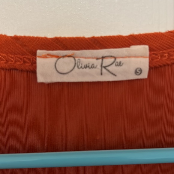 Burnt Orange Ribbed Tee - Picture 2 of 3